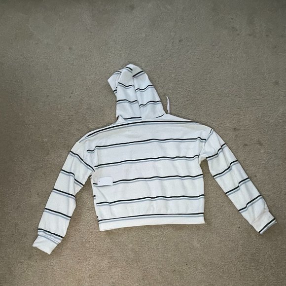 Charlotte Russe Women's Hoodie - Picture 8 of 9